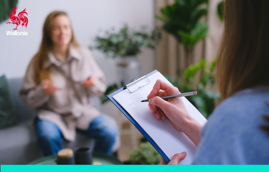 PFAs : des aides psychosociales disponibles via l'AVIQ 